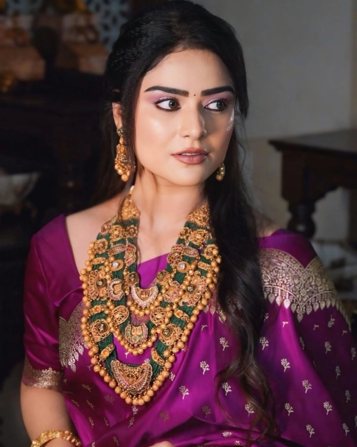 Priyanka Sharma's Hot and Pretty Face