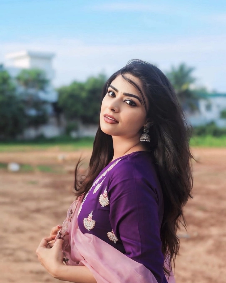 Priyanka Sharma's Hottest Lips