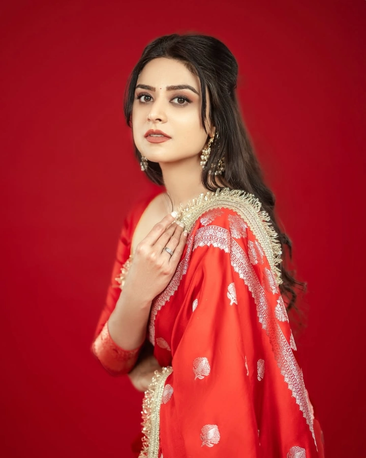 Priyanka Sharma's Hottest Looks