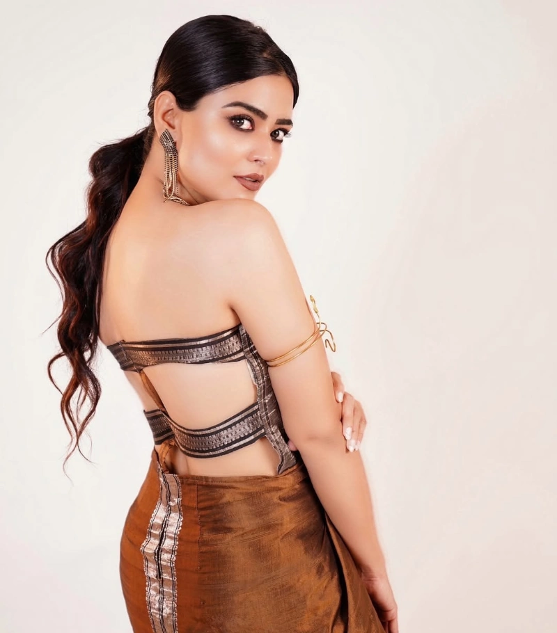 Priyanka Sharma's Lovely Back