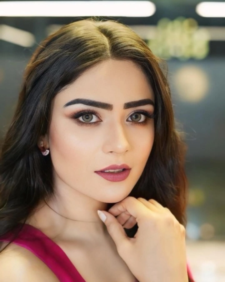 Priyanka Sharma's Pretty Looks