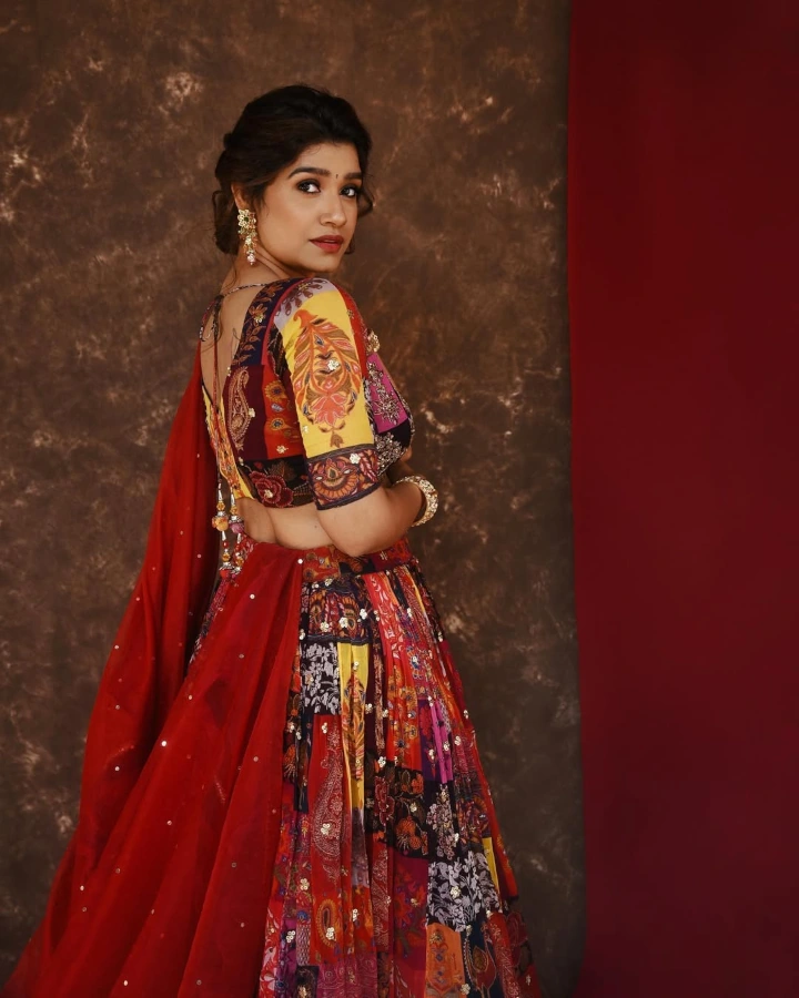 Rasika Sunil in an Extremely Lovely Marathi Look