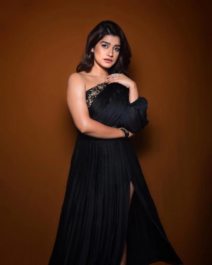 Rasika Sunil's Curvy Body
