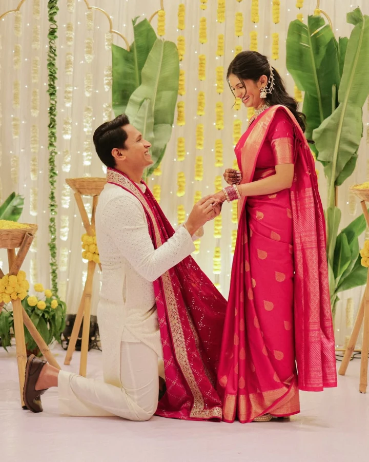 Roomani Khare Saree Image
