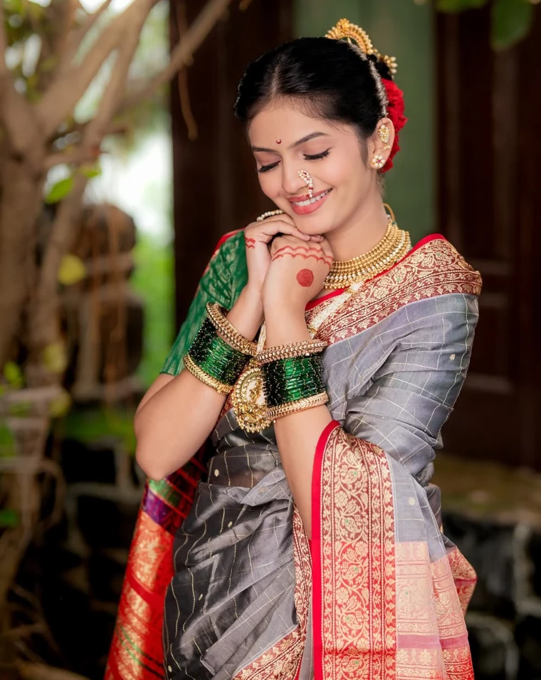 Roomani Khare in Hot Saree Image