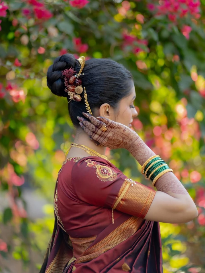 Roomani Khare's Beautiful Back Image