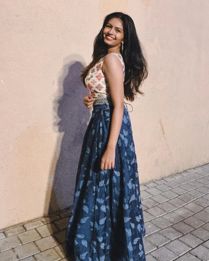 Roomani Khare's Hot Body
