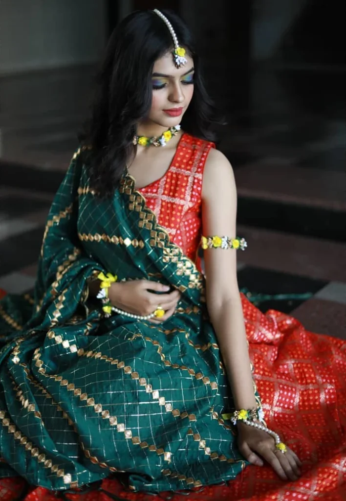 Roomani Khare's Hottest Body Figure