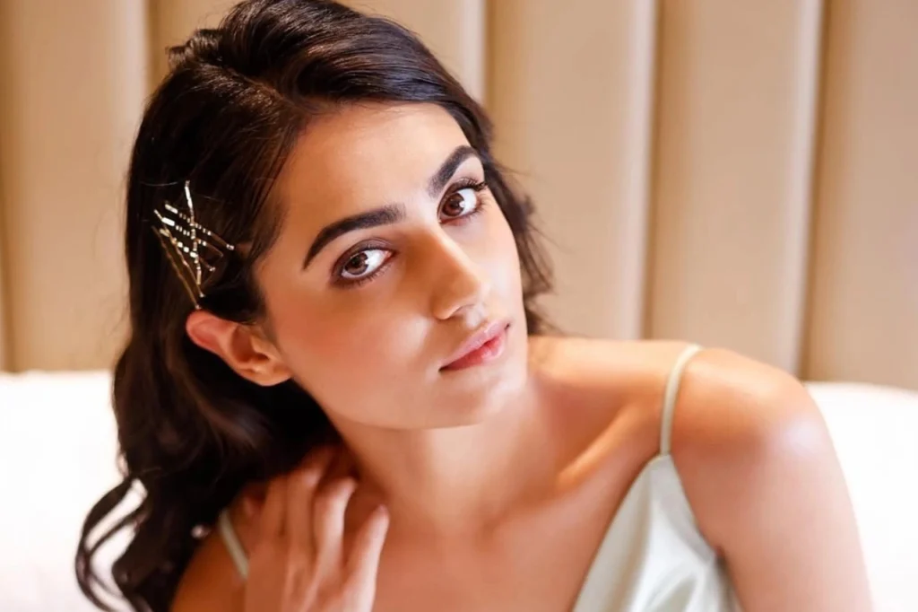 Vedika Pinto as Rangeeli Rinku in Nishaanchi