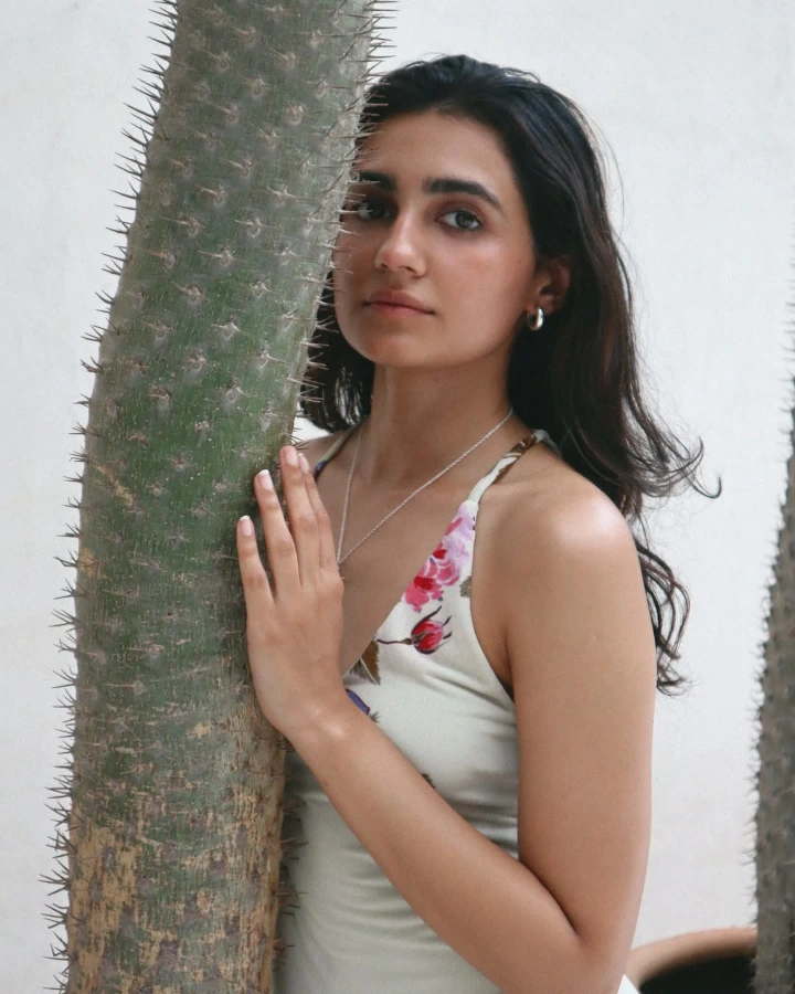 Vedika Pinto's Hottest Looks