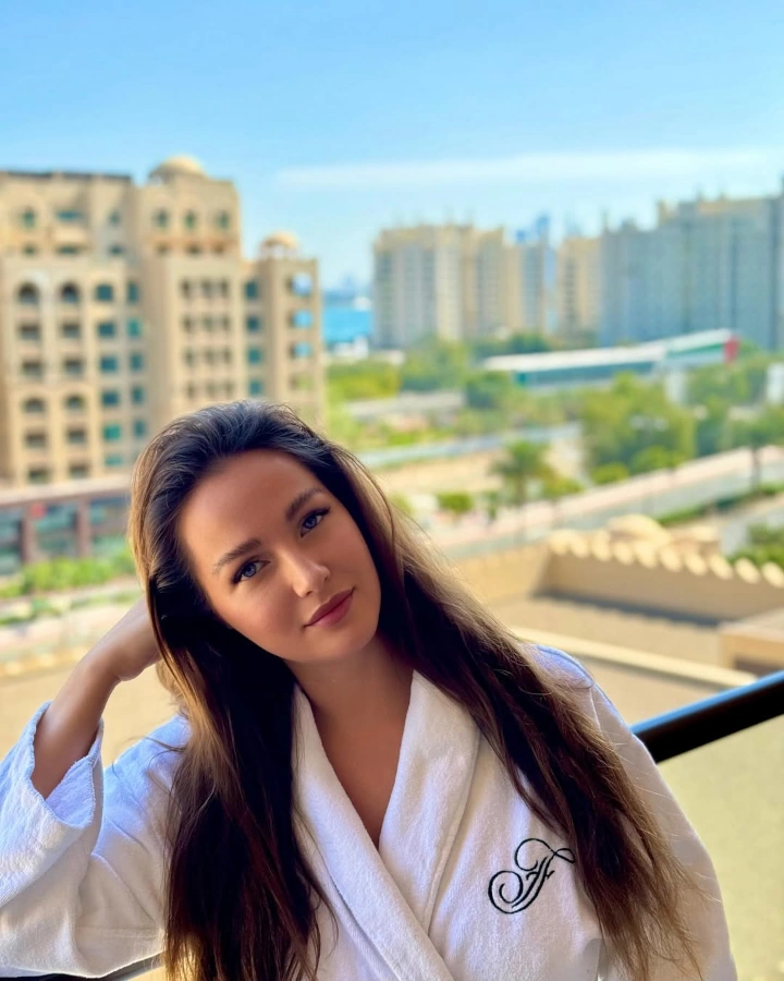 Anastasiia Lenna's Long Hair