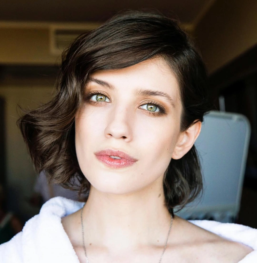 Anna Chipovskaya's Fabulous Eyes