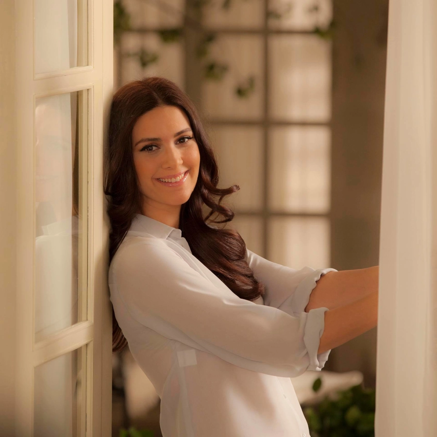 Bergüzar Korel Music Videos