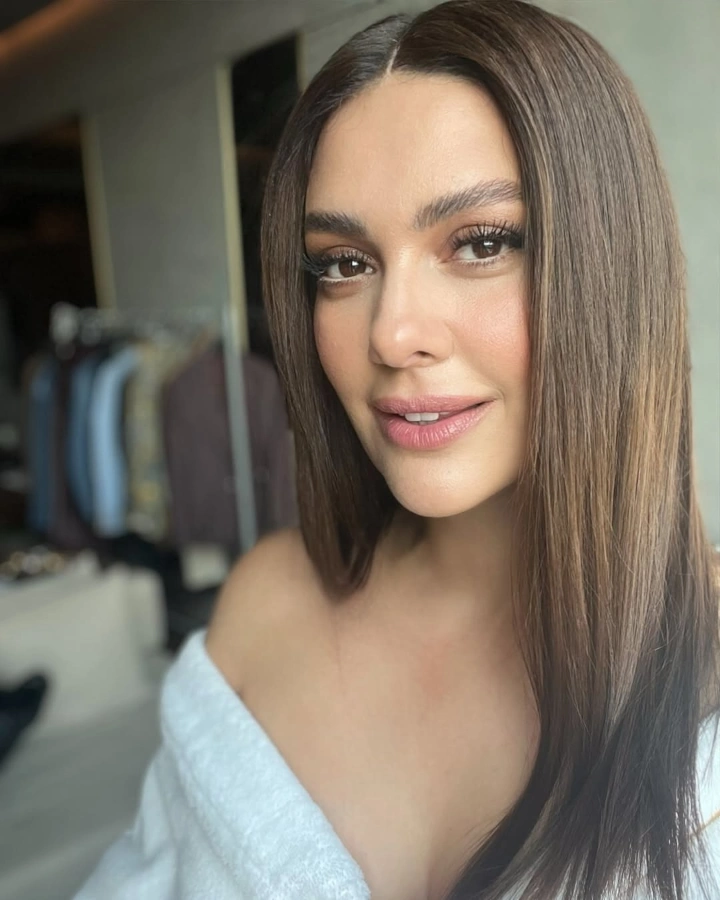 Bergüzar Korel's Fabulous Looks