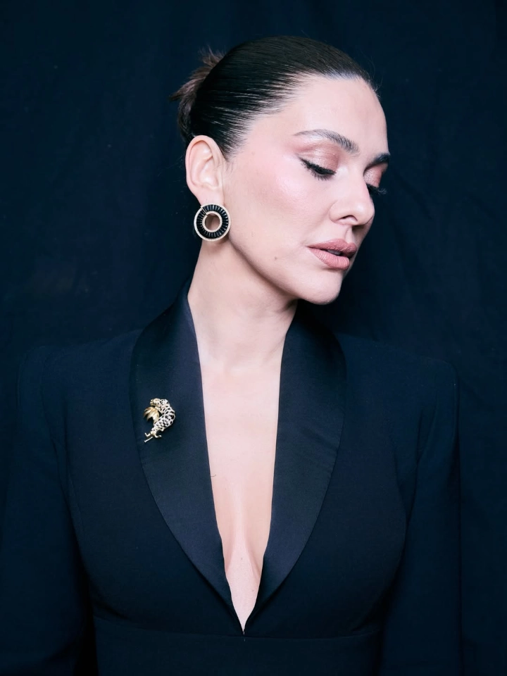 Bergüzar Korel's Hot Image