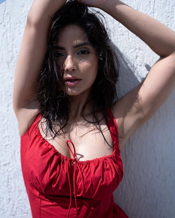 Kashmira Pardeshi's Beautiful Armpit