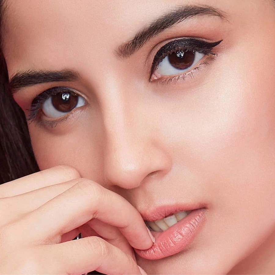Kashmira Pardeshi's Fabulous Eyes