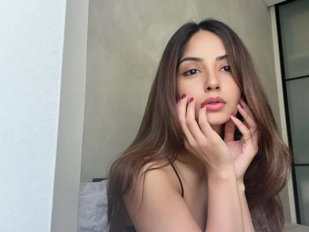 Kashmira Pardeshi's Nailpaint