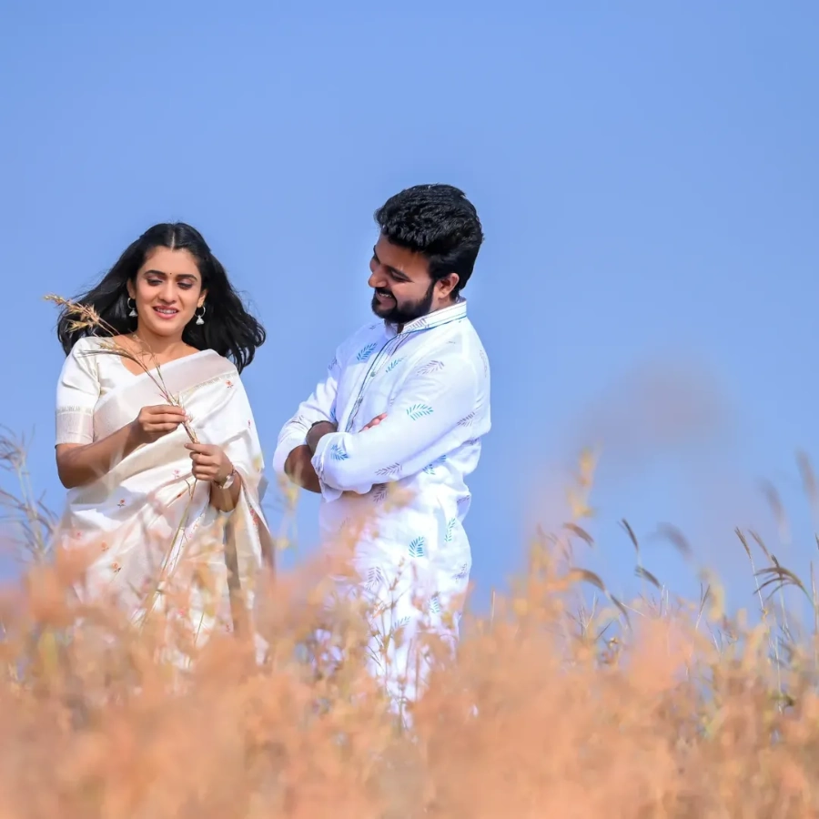 Kiran Gaikwad’s Wife is also and Actress