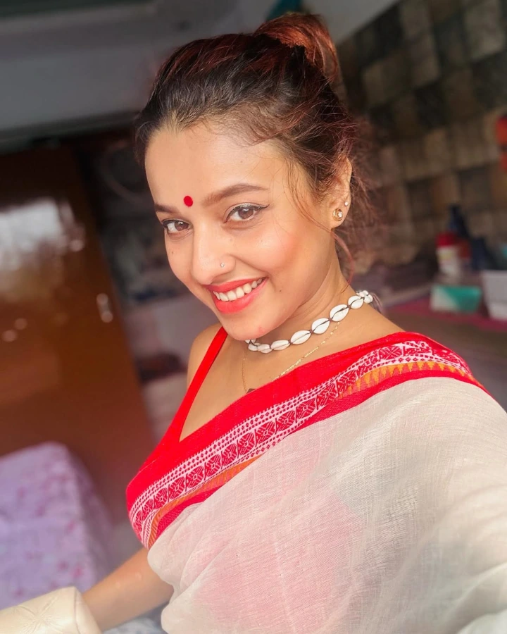 Pamela Mondal in a Traditional Look