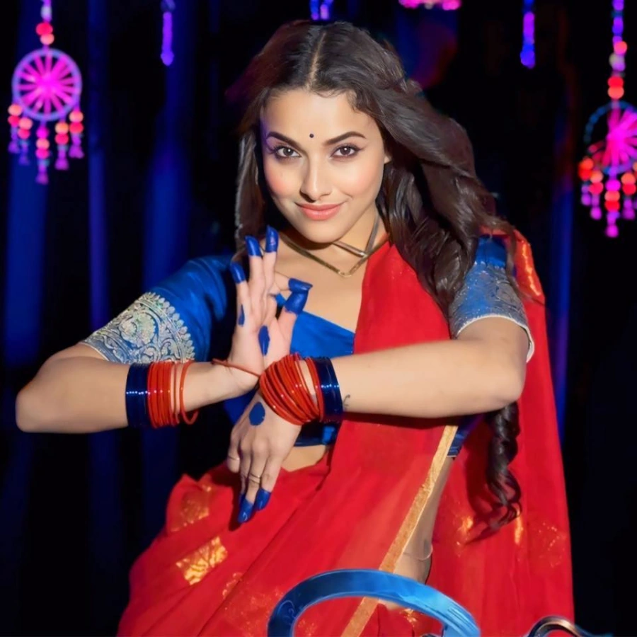 Pamela Mondal in an Extremely Lovely Saree