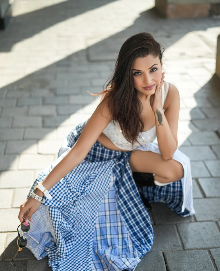 Pamela Mondal's Beautiful Thighs