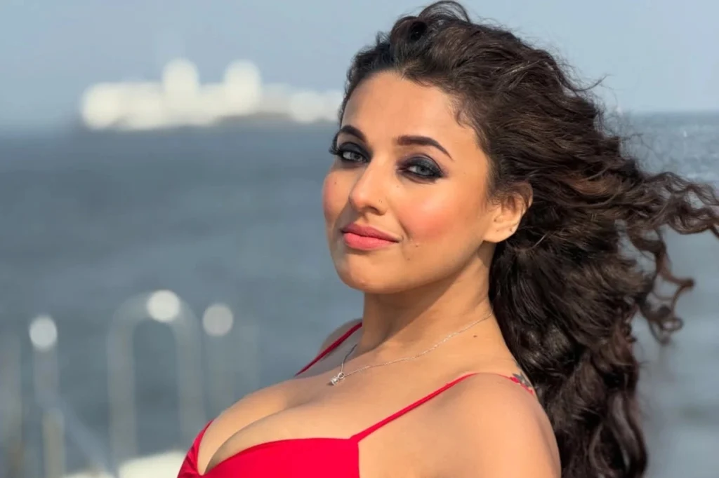 Pamela Mondal's Cutest Cleavage Ever