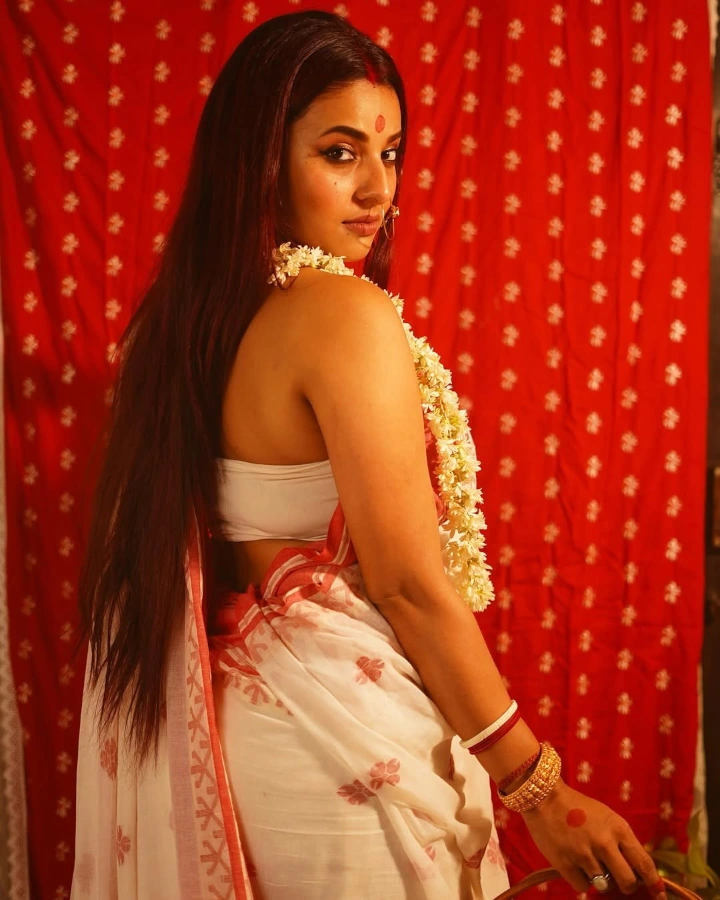 Pamela Mondal's Cutest and Prettiest Looks