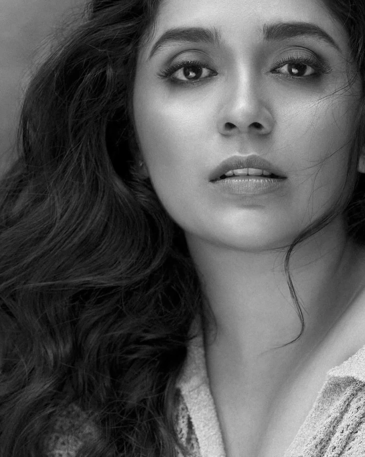 Payal Jadhav Films
