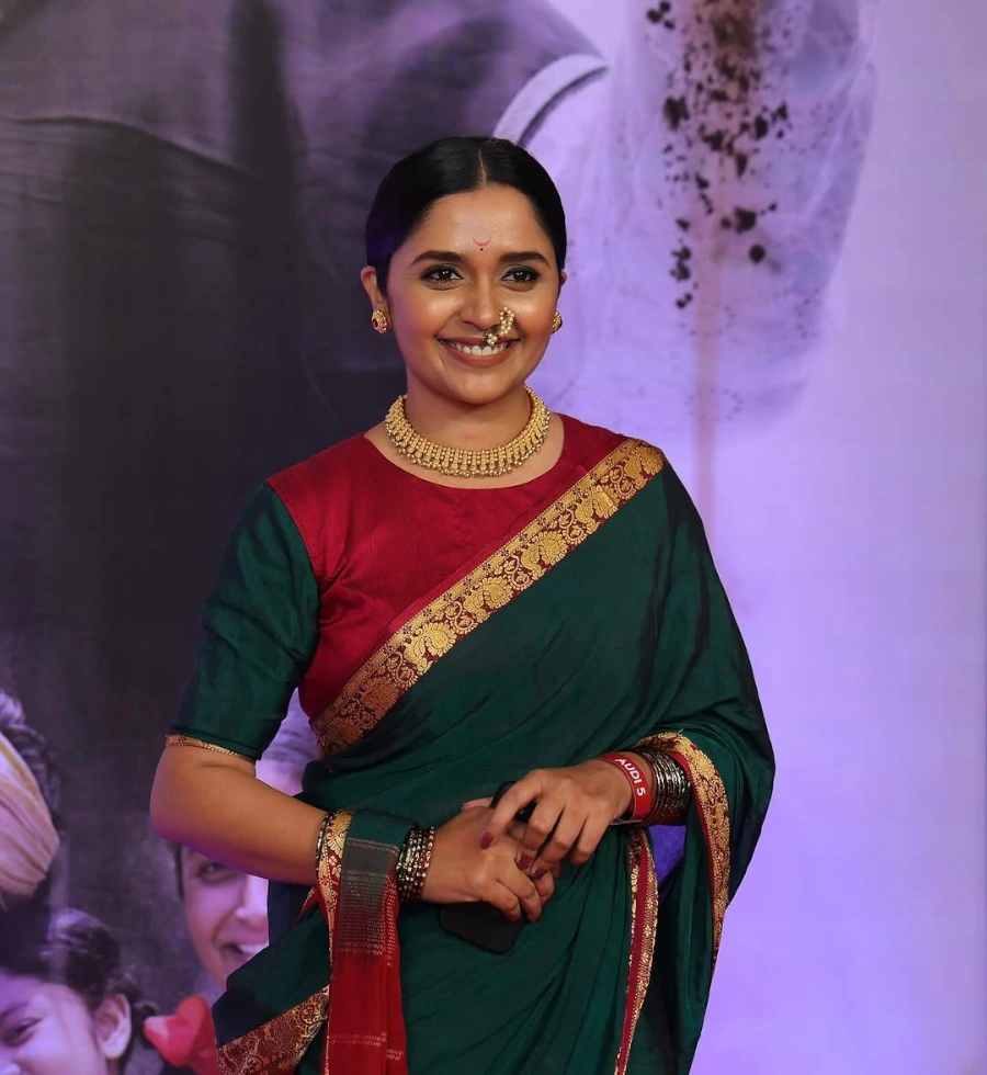 Payal Jadhav Saree Image
