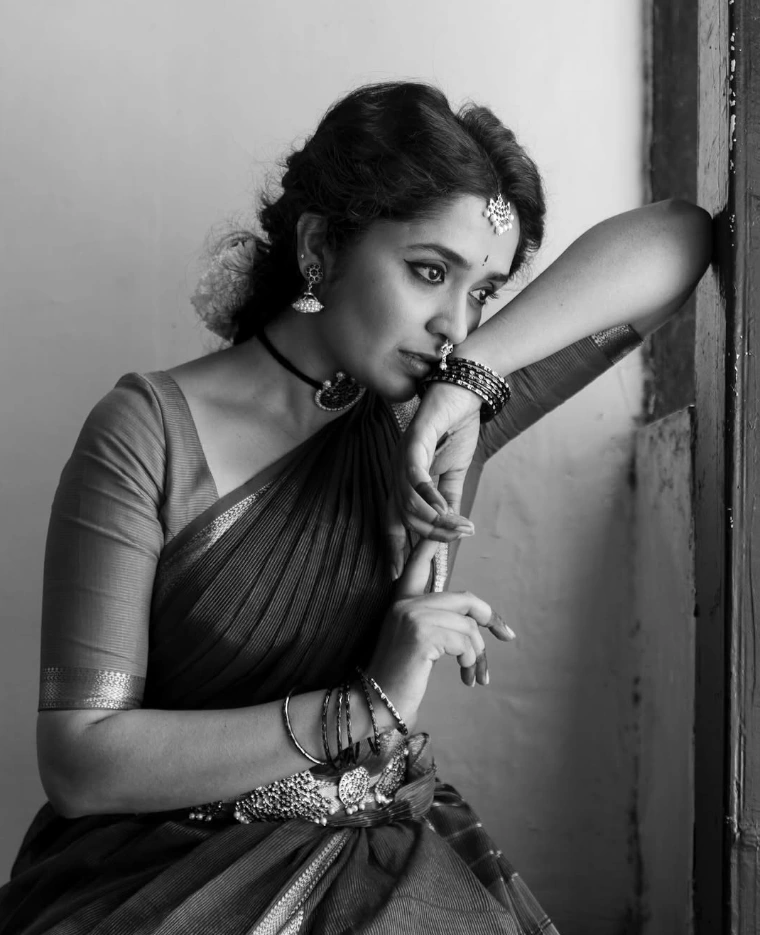 Payal Jadhav in Hot Saree Image