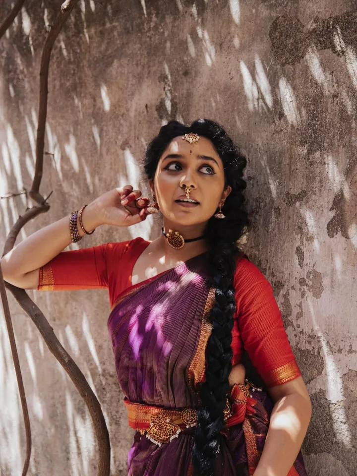 Payal Jadhav's Fabulous Maharashtrian Look