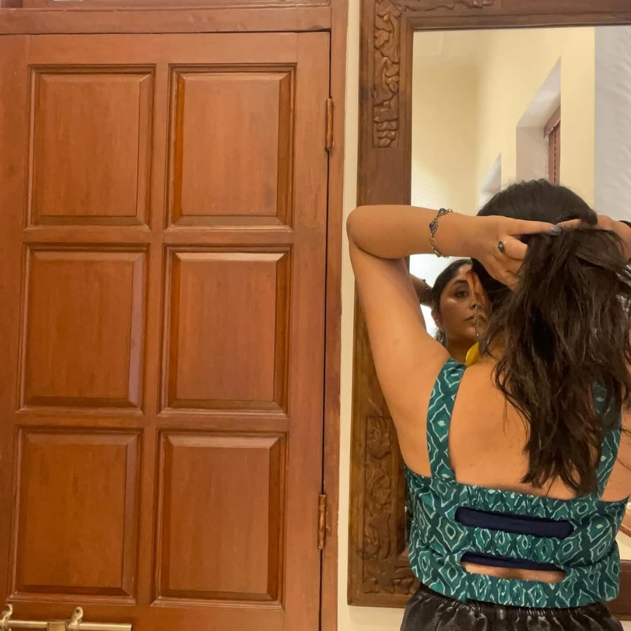 Payal Jadhav's beautiful back