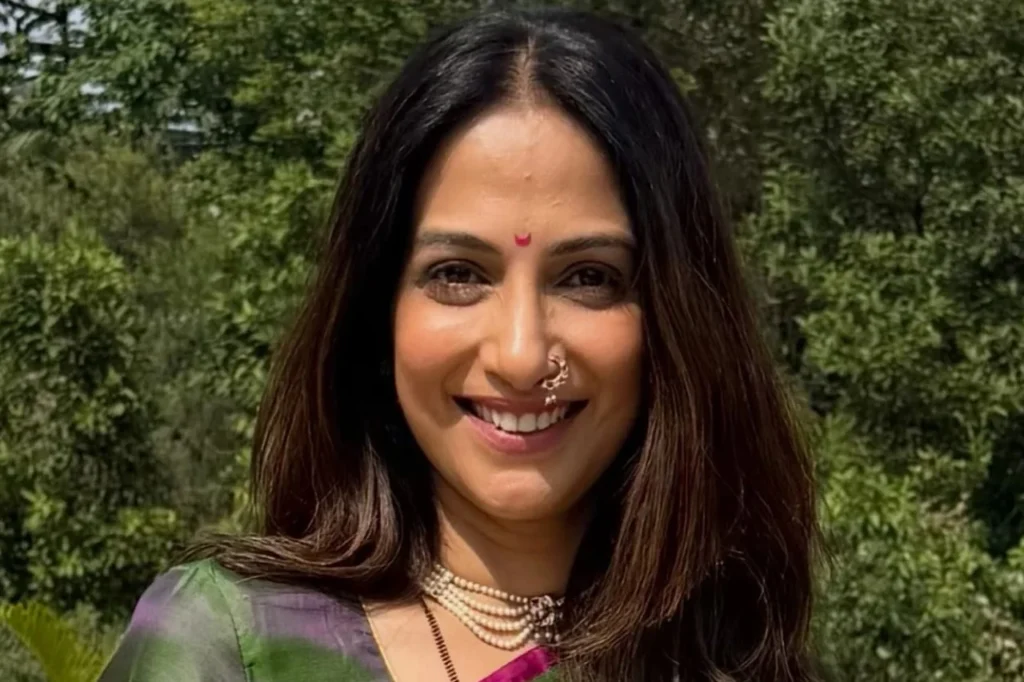 Poorva Gokhale Biography