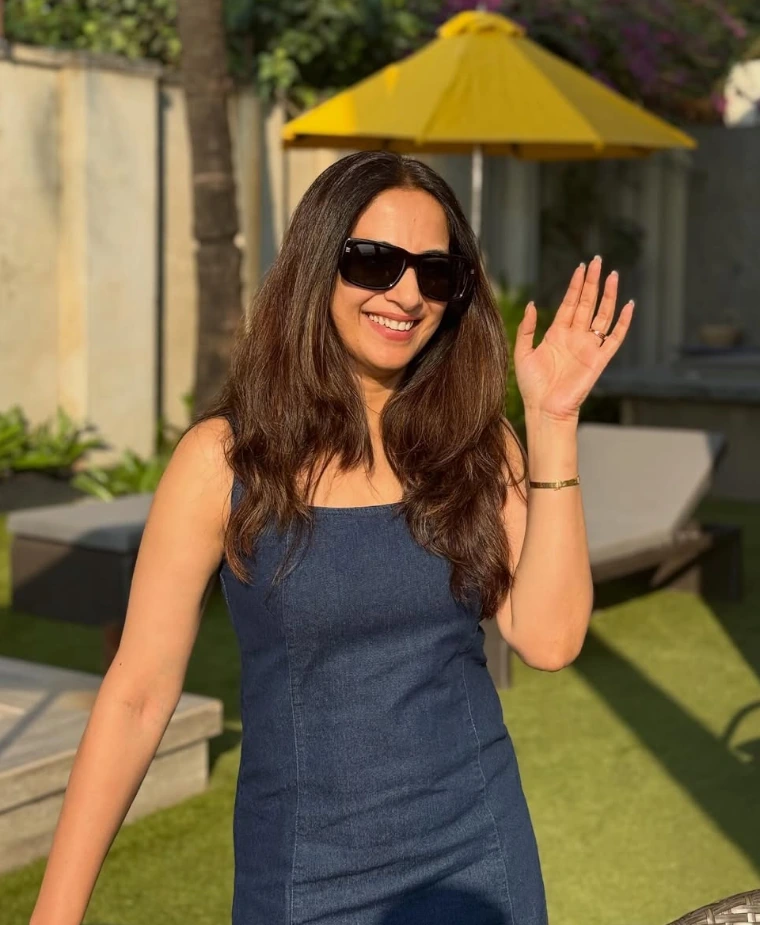Poorva Gokhale's Curvy Body