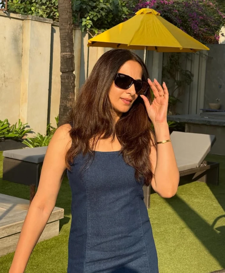 Poorva Gokhale's Hottest Body Figure