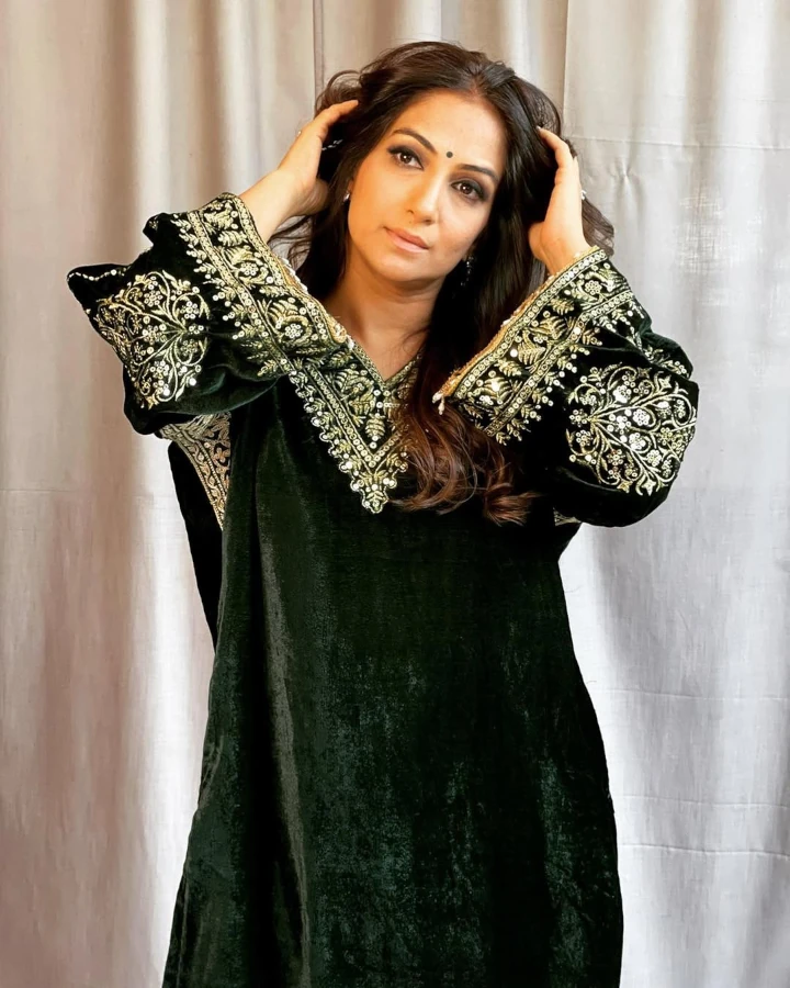 Poorva Gokhale's Skin tone is Extremely Fair