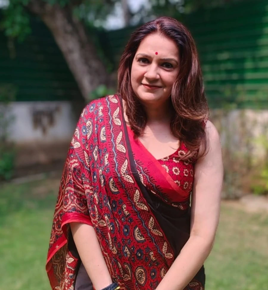 Priyanka Chaturvedi's Political journey
