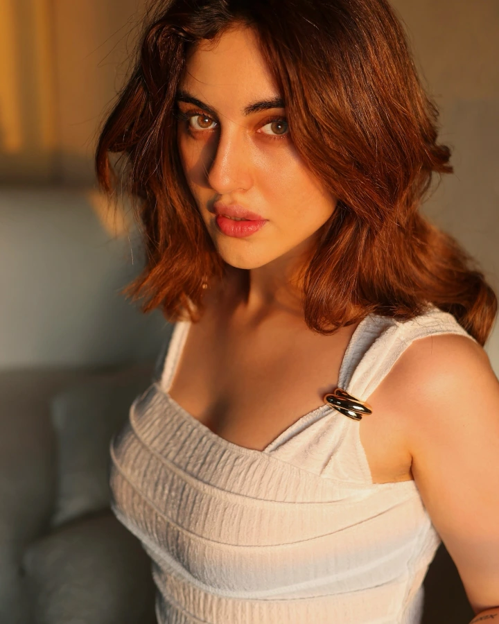 Samreen Kaur's Cute and Gorgeous Looks Ever