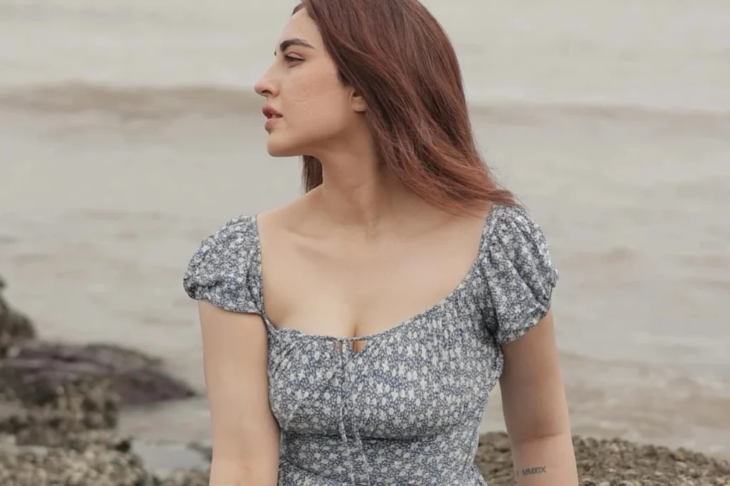 Samreen Kaur's Hot Image