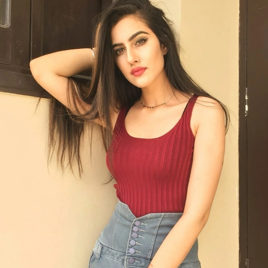 Samreen Kaur's Hot and Beautiful Lips