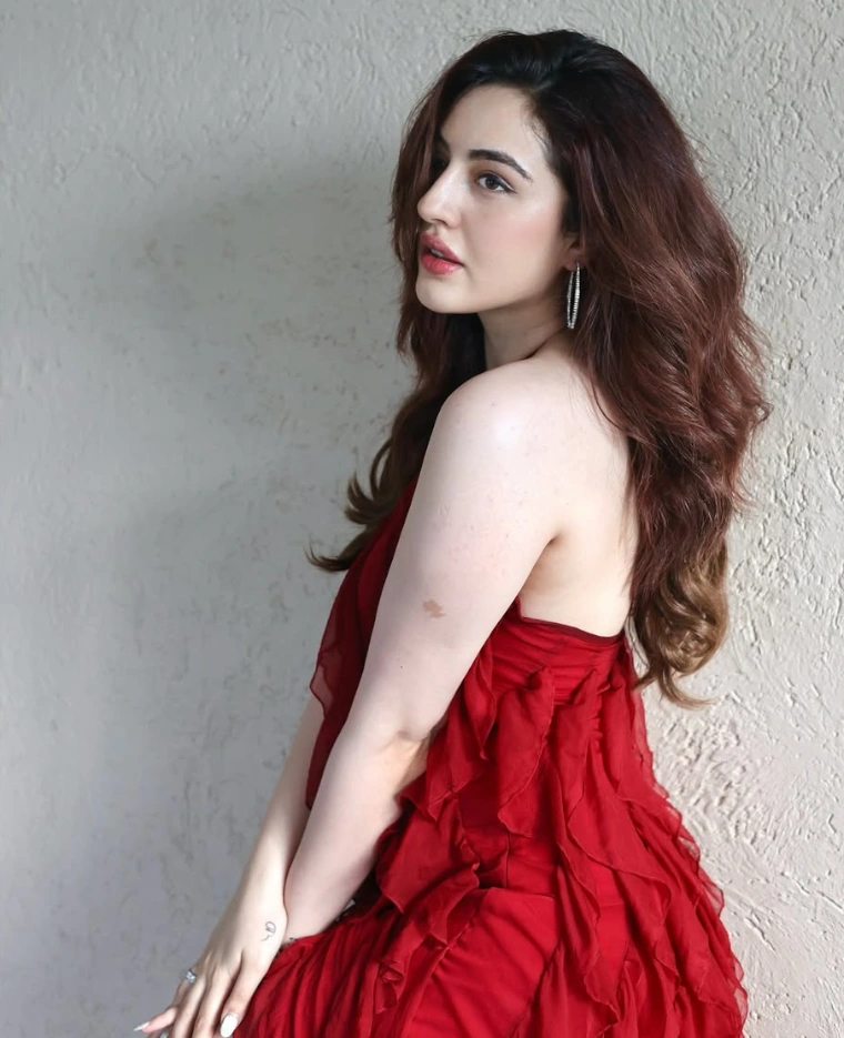 Samreen Kaur's Red Dress Image