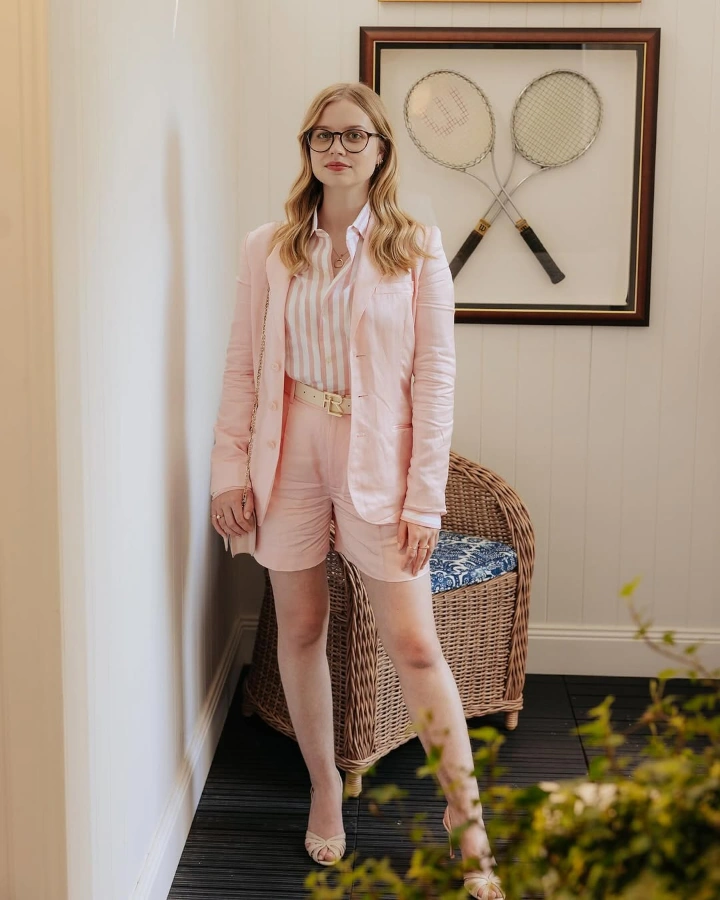 Angourie Rice's Beautiful Legs