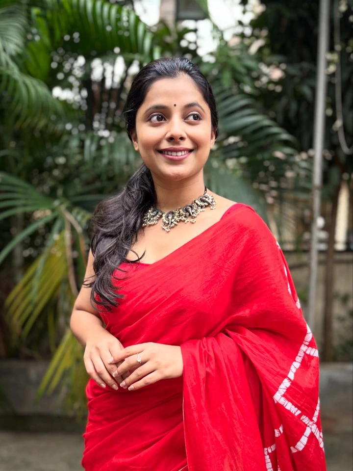Jui Gogri Looking Stunningly Gorgeous