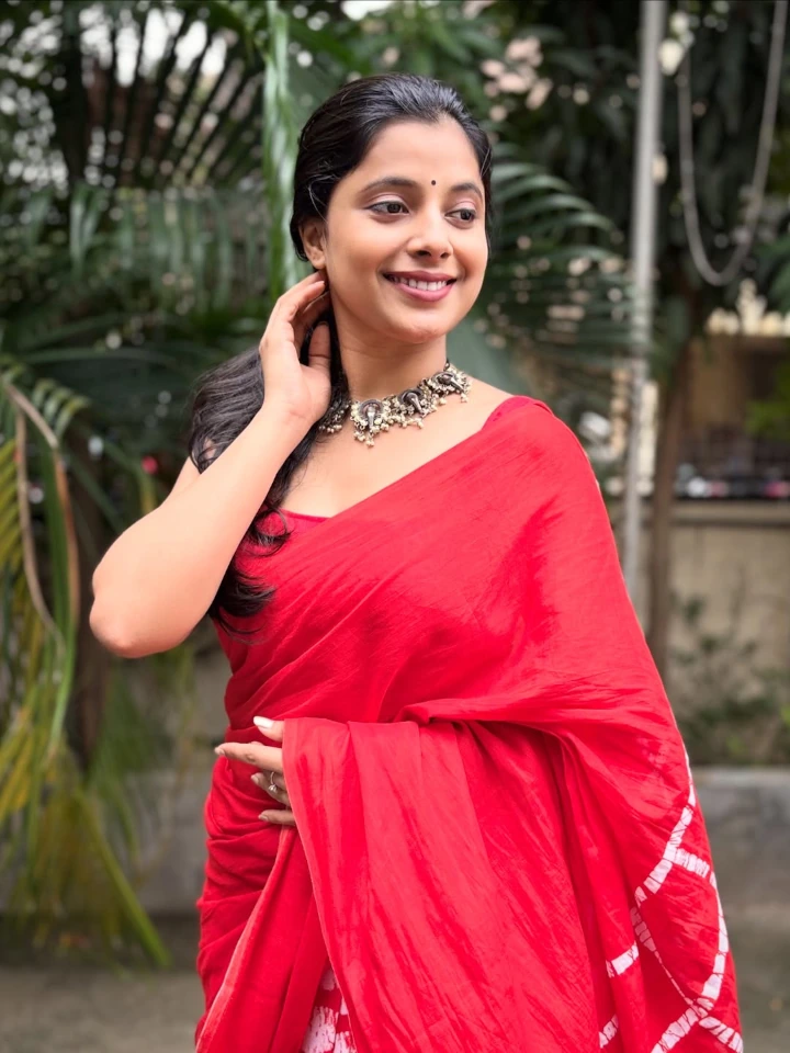 Jui Gogri in a Beautiful and Gorgeous Saree