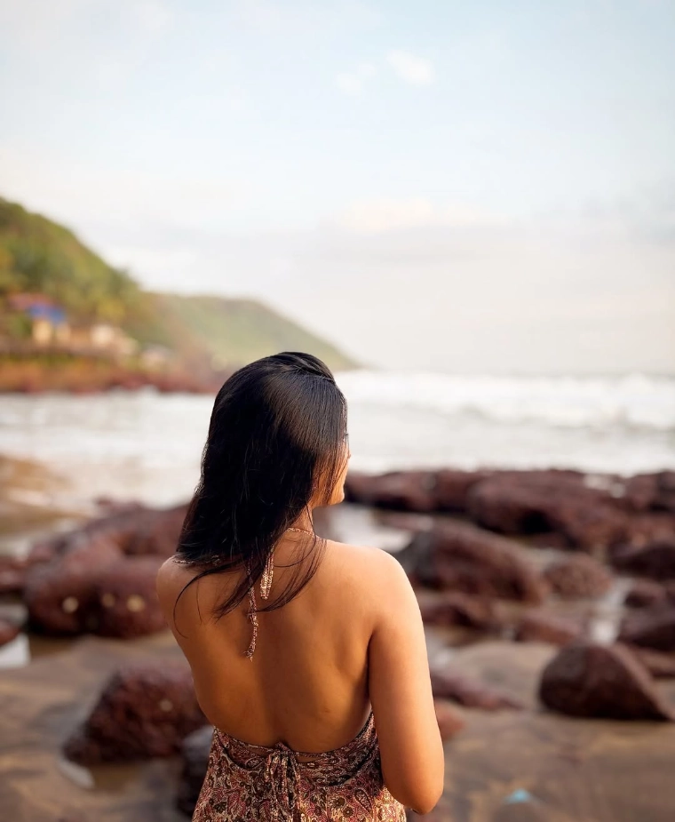 Jui Gogri's Beautiful Backless Dress