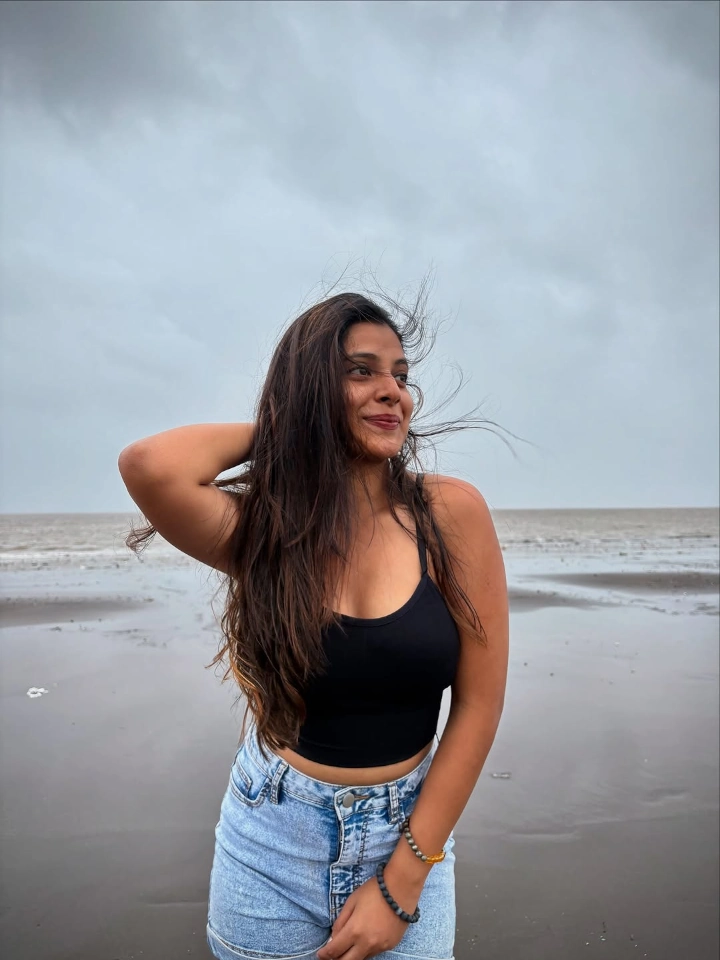 Jui Gogri's Cutest Cleavage Shown Ever