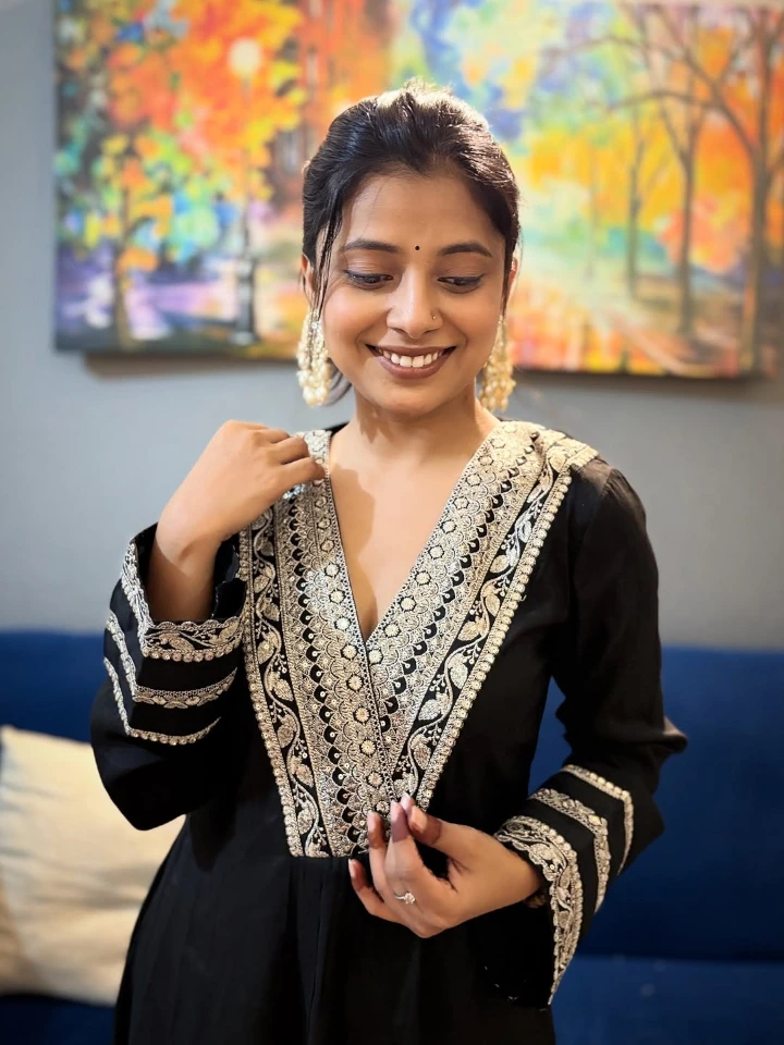 Jui Gogri's Cutest Smiles Ever