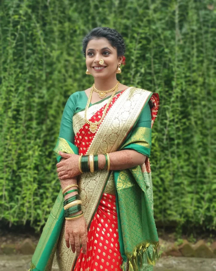 Jui Gogri's Fabulous Maharashtrian Look