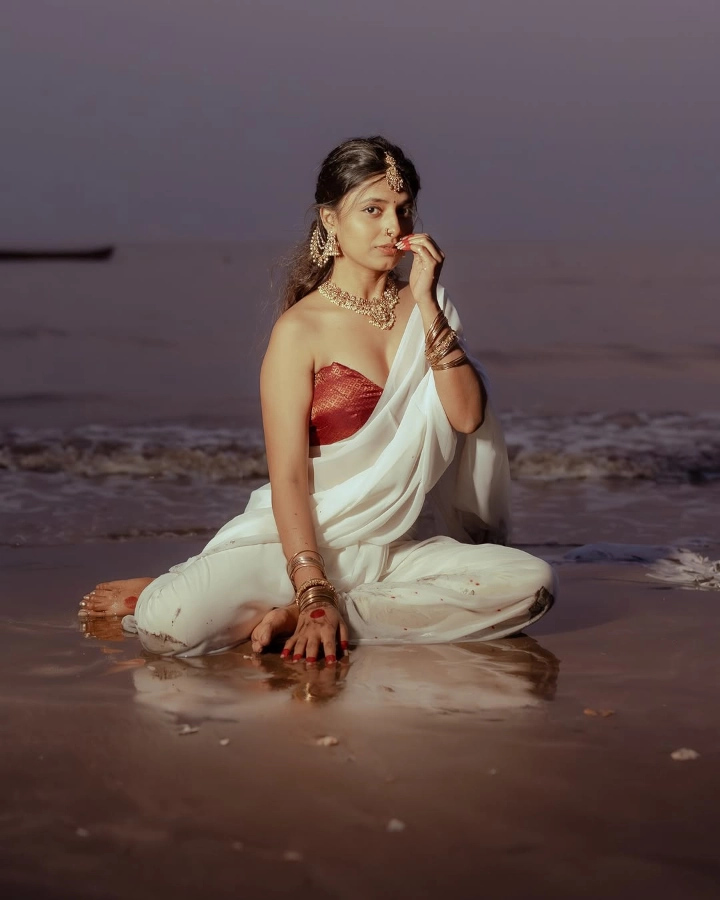 Jui Gogri's Hot and Beautiful Looks
